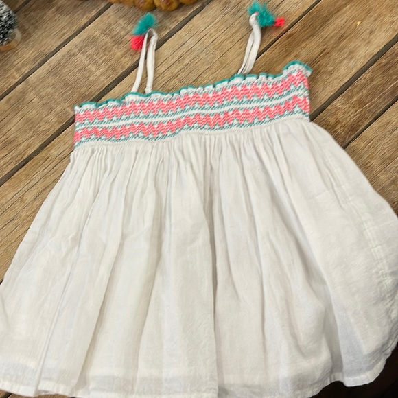 Cat and Jack size 5T cream top